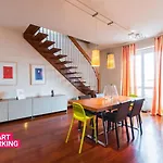 Casa Lami in zona Cenisia by Wonderful Italy